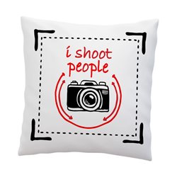 Poduszka z grafiką "I shoot people"- świetny prezent dla fotografa.