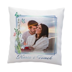 Poduszka na Walentynki ze zdjęciem oraz imionami zakochanych.