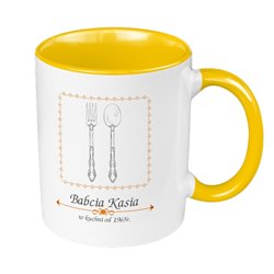 "Babcia w kuchni od wielu lat" - kubek 330 ml kolorowy dla Babci.