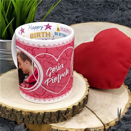 Kubek 330 ml z wnętrzem "Happy Birthday" z grafiką dla zakochanych- super prezent urodzinowy.