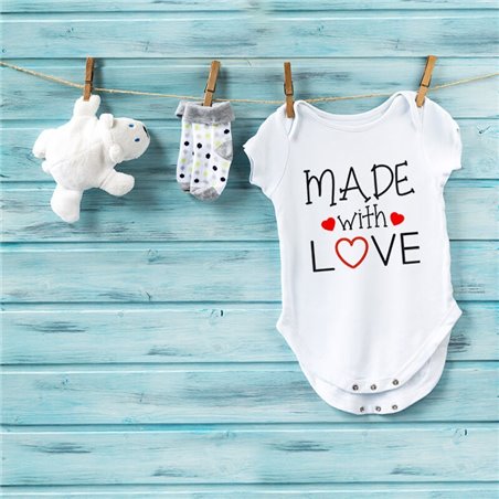 Body z nadrukiem "Made with love" - krótki lub długi rękaw..