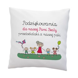Pluszowa poduszka z napisem "Dla naszej Pani przedszkolaki z naszej paki".
