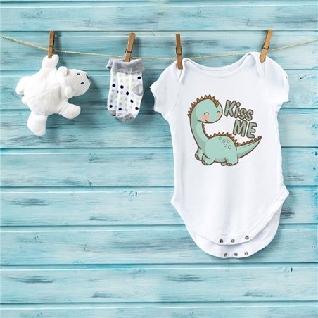 Body z nadrukiem "Kiss me" - krótki lub długi rękaw.