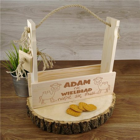 Nosidło drewniane na piwo, kwiaty, narzędzia z grawerem - Adam nie wielbłąd napić się musi.