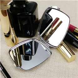 Lusterko z imieniem - A Zuzanna zawsze piękna - zmień imię- różne kształty. 2