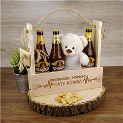 Nosidło drewniane na 3 lub 4 piwa, kwiaty, narzędzia z grawerem - Pierwsza pomoc  taty Adama.