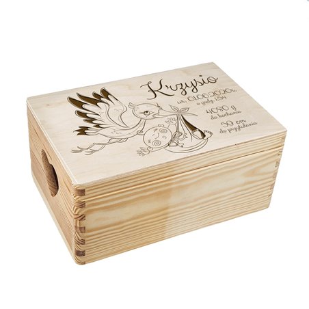 Kuferek wspomnień - prezent z okazji urodzin - z grafiką boćka.