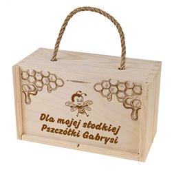 Pudełko drewniane na 2 słoiczki miodu z grawerem dla niej - Dla mojej słodkiej pszczółki.