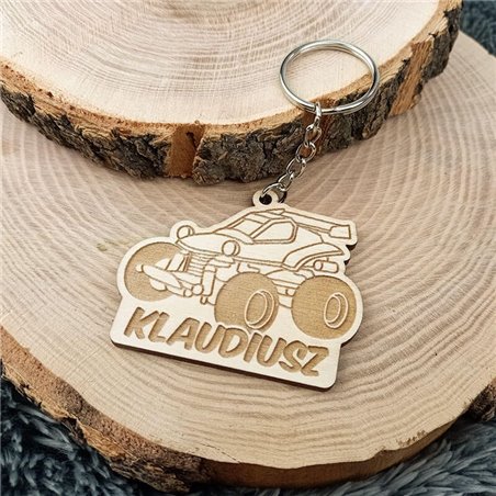 Brelok na dzień chłopaka - buggy - z imieniem.