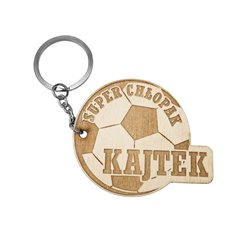 Brelok na dzień chłopaka - piłka - z imieniem.