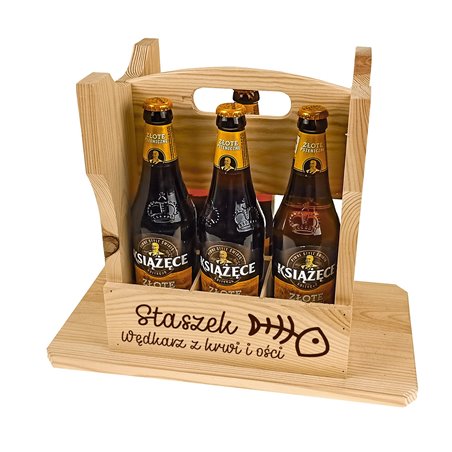 Dwufunkcyjny taboret, krzesełko, nosidło drewniane na piwa z grawerem.