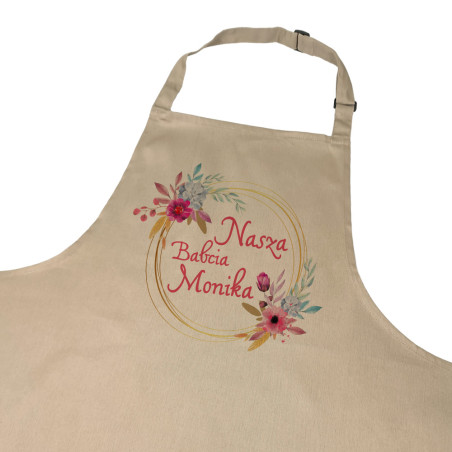 Kolorowy fartuch z nadrukiem "Nasza Babcia" - idealny prezent na dzień babci.