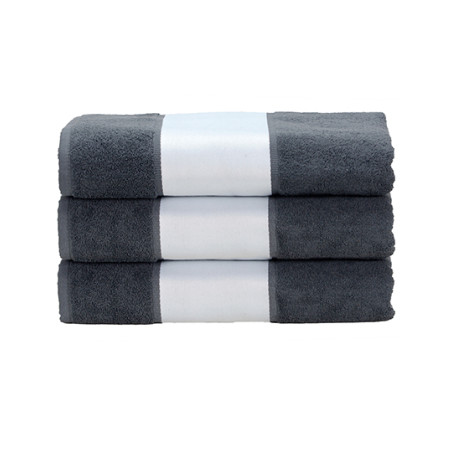 Ręcznik 50 x 100cm dla kobiety- "Barbie want to be me!"- wybierz kolor.