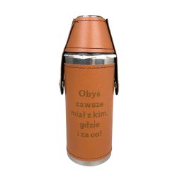 Piersiówka z dwoma kieliszkami na alkohol- okrągła w... 2